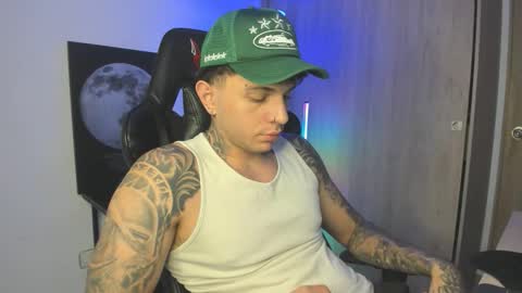 jacobb116 online show from October 23, 2025, 12:21 am