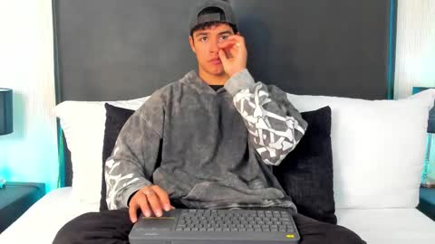 Jacob online show from September 16, 2025, 11:22 am