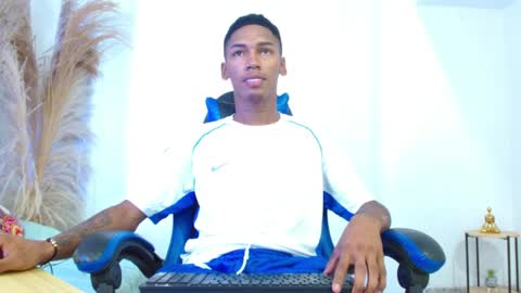 jacobcum18 online show from May 14, 2026, 2:13 pm