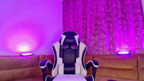 jacobo parker online show from November 26, 2025, 9:32 am