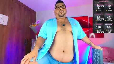 daddy sir master bear online show from September 24, 2025, 2:15 am