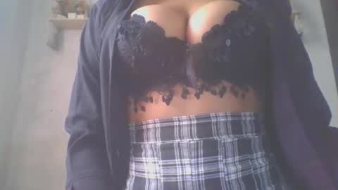 jacqueline_fernandez online show from November 3, 2025, 6:47 am