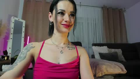 Jacqueline online show from May 17, 2026, 1:58 am