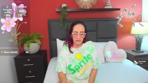 Snapshot of jadde13 chatting on December 7, 2024, 2:53 am Jadde online show from December 7, 2024, 2:53 am