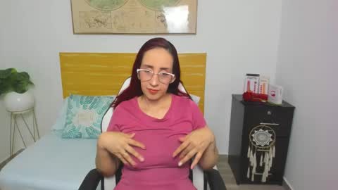 Snapshot of jadde13 chatting on March 10, 2025, 7:50 pm Jadde online show from March 10, 2025, 7:50 pm