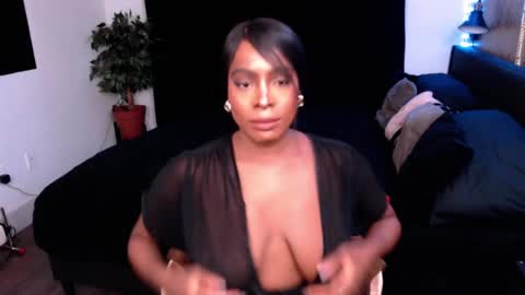 Jade online show from September 29, 2025, 5:18 pm