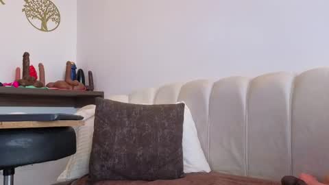 Snapshot of jade_amadoo chatting on July 21, 2026, 1:57 pm Jade online show from July 21, 2026, 1:57 pm