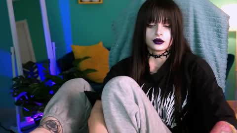 jade_castle online show from March 7, 2025, 5:18 am