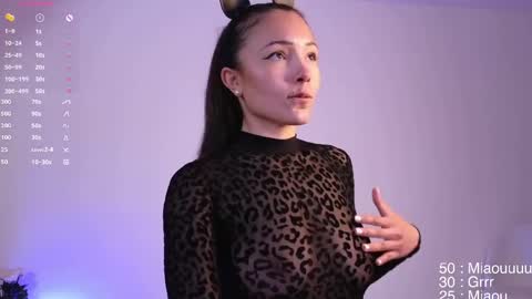 Snapshot of jade_paris chatting on May 5, 2026, 5:21 pm Jade Paris online show from May 5, 2026, 5:21 pm