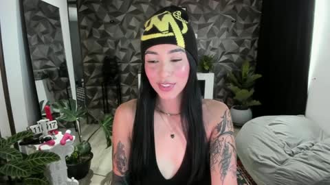 Jade  independent model online show from February 6, 2025, 4:14 pm