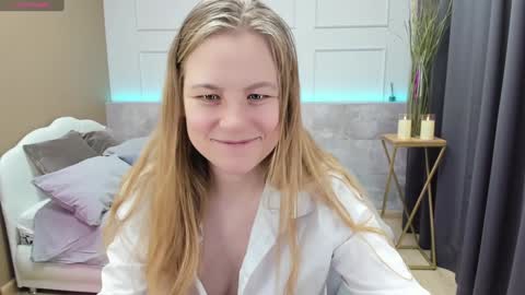 Jade online show from January 3, 2025, 8:32 pm