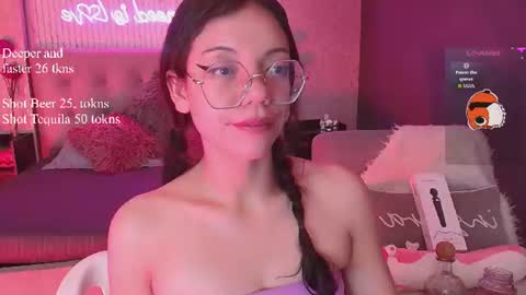 JADE online show from June 13, 2026, 9:40 am