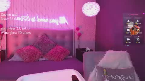 JADE online show from June 14, 2026, 2:24 am