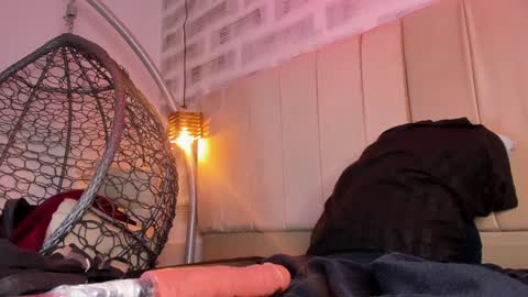 jade swet online show from January 16, 2025, 3:13 pm