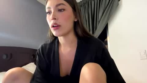 Snapshot of jade_ws chatting on July 6, 2026, 12:40 am Jade online show from July 6, 2026, 12:40 am