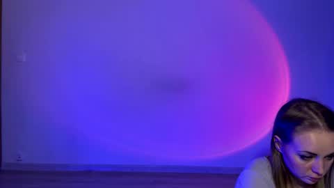 bbbloom online show from November 20, 2025, 8:19 pm