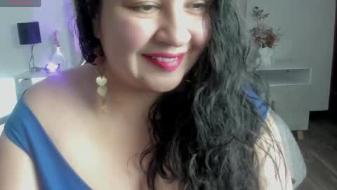 jadebellee online show from June 6, 2026, 6:34 pm