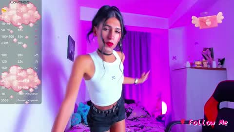 Jade Benett online show from November 17, 2025, 12:05 am