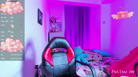 Jade Benett online show from March 22, 2026, 3:32 am