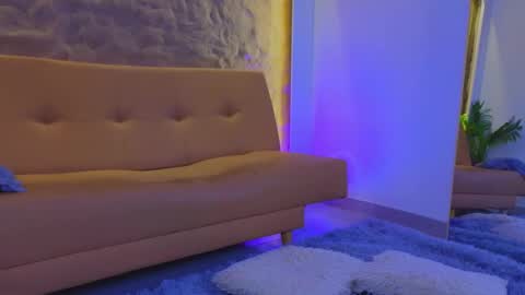 jadee__ online show from October 26, 2025, 2:50 am