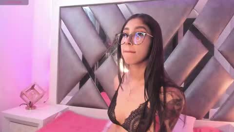 jadeestudios online show from February 22, 2025, 9:26 pm