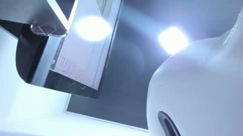 jadeestudios online show from September 25, 2025, 6:44 pm