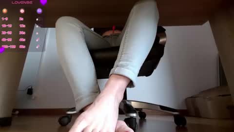 Snapshot of jadefxxt2 chatting on October 3, 2025, 2:03 pm Jadefxxt online show from October 3, 2025, 2:03 pm