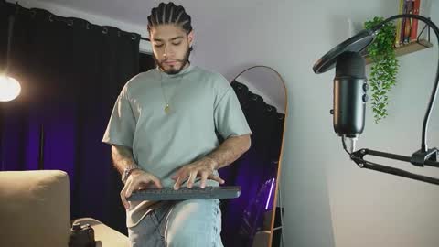 Jaden Feynman online show from January 19, 2026, 12:58 am