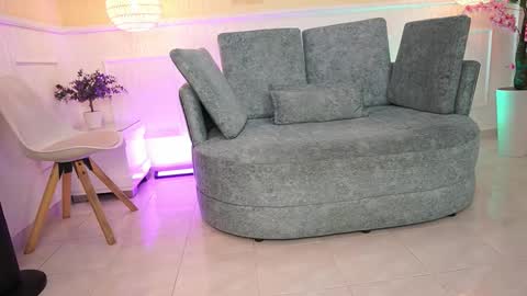 Jade Summer online show from September 20, 2025, 11:44 am