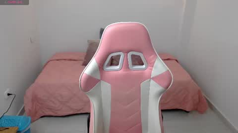 JADE 3 online show from July 10, 2026, 1:54 am
