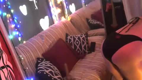 Jamie Rose Queenschild ever... online show from January 6, 2025, 9:43 pm