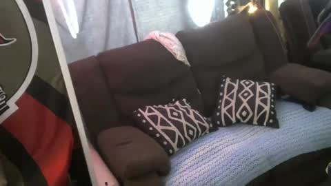 Jamie Rose Queenschild ever... online show from February 28, 2025, 3:15 pm