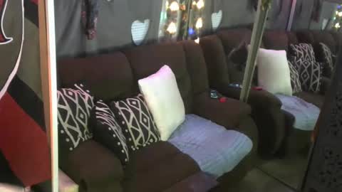 Jamie Rose Queenschild ever... online show from March 3, 2025, 4:36 am