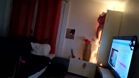 Jamie Rose Queenschild ever... online show from February 2, 2026, 4:33 am