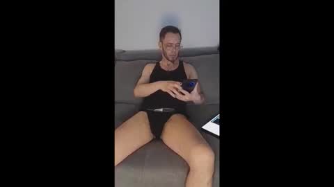 jaffaboyxxx online show from April 28, 2026, 1:04 am