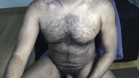 Snapshot of jag60053 chatting on December 19, 2025, 2:57 pm jag60053 online show from December 19, 2025, 2:57 pm