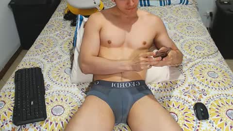 jahshot4 online show from October 4, 2025, 2:20 am