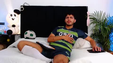 Jaiden online show from November 5, 2025, 6:24 am