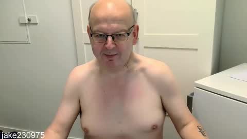 Jake2309 online show from October 8, 2025, 8:17 pm