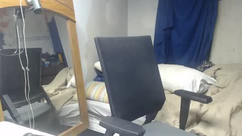 showingitoff online show from September 22, 2025, 6:04 am