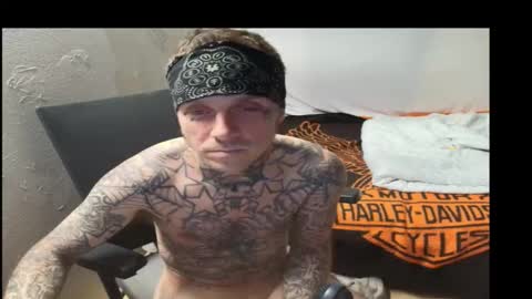 showingitoff online show from March 3, 2026, 4:18 am