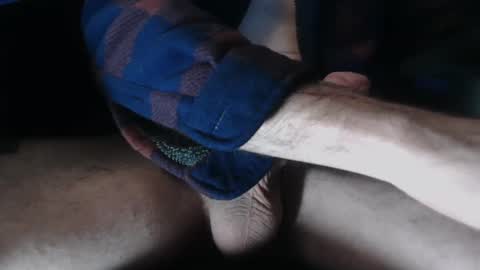 Snapshot of jake909382 chatting on December 3, 2024, 4:58 am PrettyBoyJ online show from December 3, 2024, 4:58 am