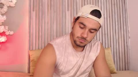 Jake  online show from November 9, 2025, 3:38 am