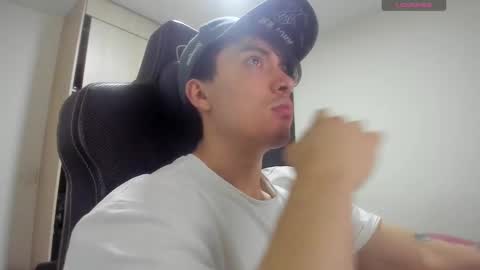 jake_murphy online show from February 13, 2025, 5:26 am