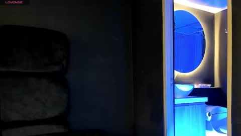 Santiago online show from March 7, 2025, 2:34 pm