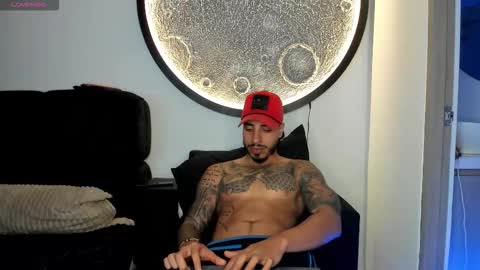 Santiago online show from November 24, 2025, 10:53 pm