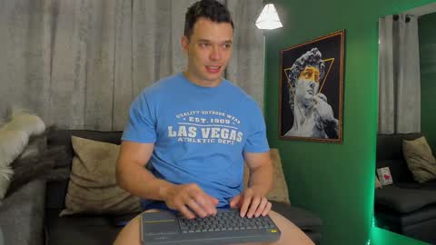 Snapshot of jakee_tyler chatting on February 5, 2025, 4:14 pm Jake Tyler online show from February 5, 2025, 4:14 pm