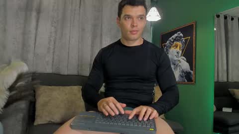 Snapshot of jakee_tyler chatting on February 25, 2025, 12:47 am Jake Tyler online show from February 25, 2025, 12:47 am