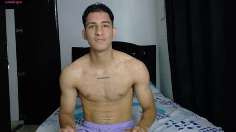 Snapshot of jakemonroe1 chatting on April 8, 2026, 2:39 pm JakeMonroe online show from April 8, 2026, 2:39 pm