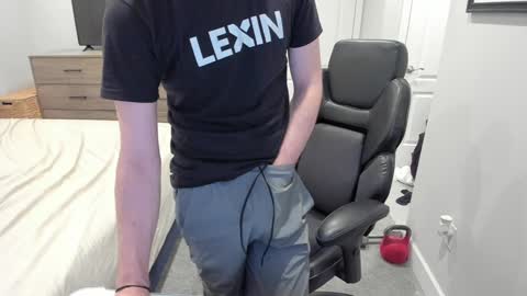 Snapshot of jakesnake442 chatting on December 29, 2024, 11:39 pm jakesnake442 online show from December 29, 2024, 11:39 pm